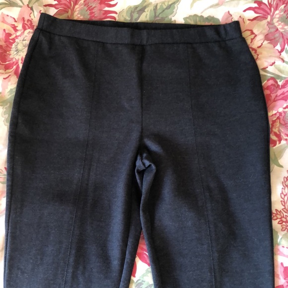 CHICOS So Slimming Size 1 Medium (8) Stretchy Pull-On No Pockets Stretch $99 NEW - Picture 2 of 14